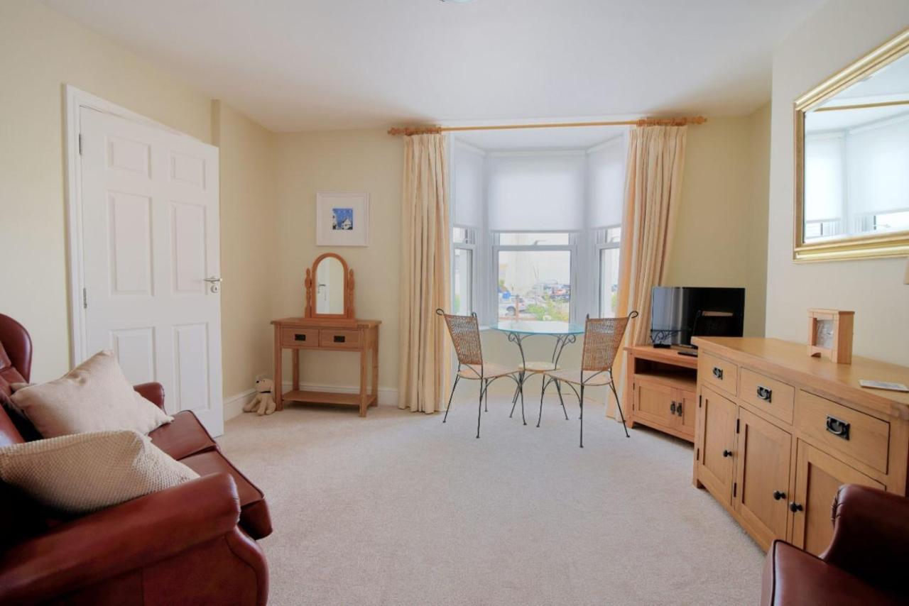 The Garden Suite Lyme Regis Ngoại thất bức ảnh